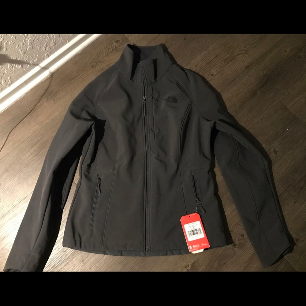 The North Face Women's windwall jacket